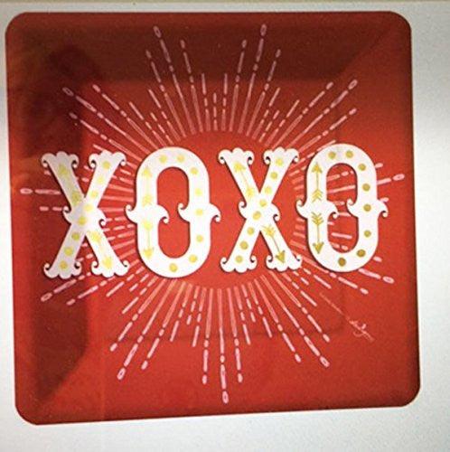 XOXO Red and Gold Dessert Paper Plates