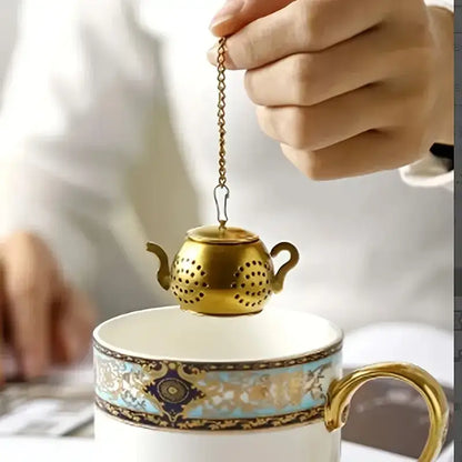 Golden Teapot Shaped Tea Strainer